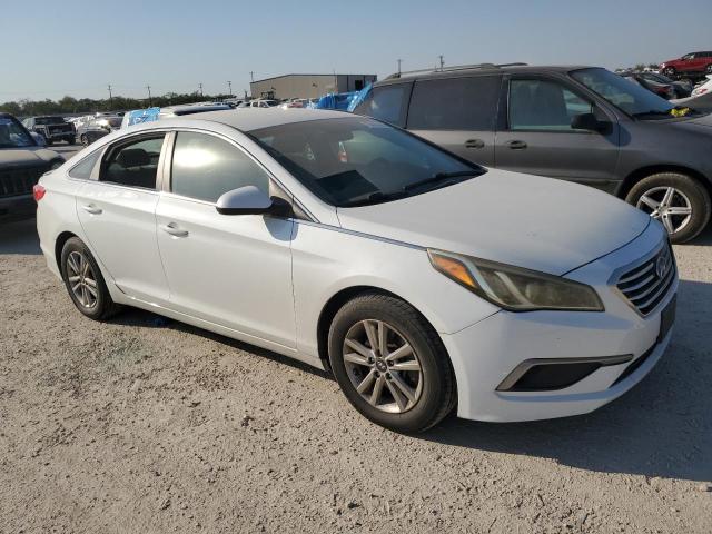 Photo 4 from auction – 2017 HYUNDAI SONATA SE with VIN 5NPE24AF7HH474097