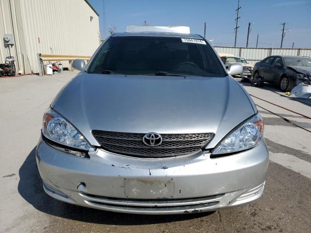 Photo 5 from auction – 2004 TOYOTA CAMRY LE with VIN 4T1BE32K44U299738