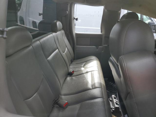 Photo 10 from auction – 2005 CHEVROLET silverado with VIN 2GCEK19B751279565