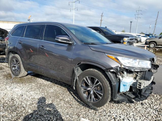 Zdjęcie 4 z aukcji – 2018 TOYOTA HIGHLANDER z VIN 5TDZARFH0JS038087