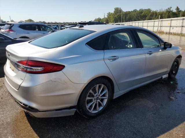 Photo 3 from auction – 2017 FORD FUSION SE with VIN 3FA6P0H73HR125633