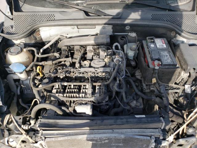 Photo 11 from auction – 2018 VOLKSWAGEN BEETLE S with VIN 3VWFD7AT6JM709995