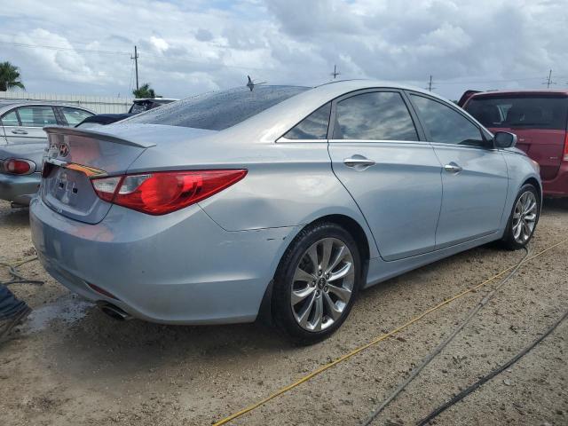 Photo 3 from auction – 2013 HYUNDAI SONATA SE with VIN 5NPEC4AC4DH616449