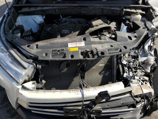Photo 12 from auction – 2019 TOYOTA HIGHLANDER with VIN 5TDJZRFH2KS597941