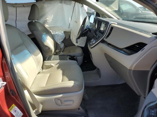 Photo 7 from auction – 2015 TOYOTA SIENNA XLE with VIN 5TDYK3DC4FS588087