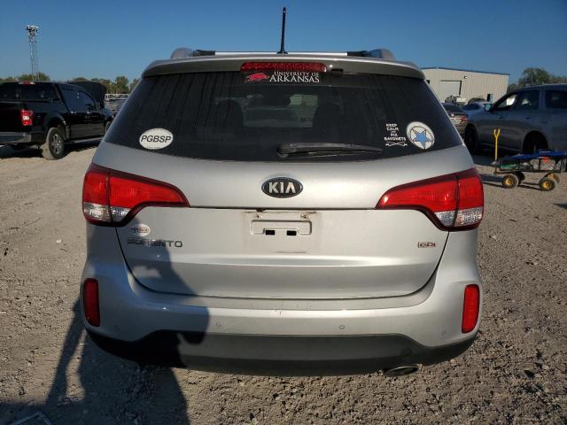 Photo 6 from auction – 2014 KIA SORENTO LX with VIN 5XYKT3A68EG463235