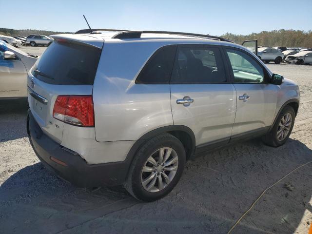 Photo 3 from auction – 2011 KIA SORENTO EX with VIN 5XYKU4A22BG054398