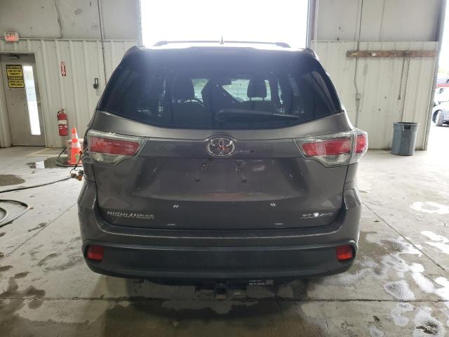 Photo 6 from auction – 2016 TOYOTA HIGHLANDER with VIN 5TDJKRFH7GS320763