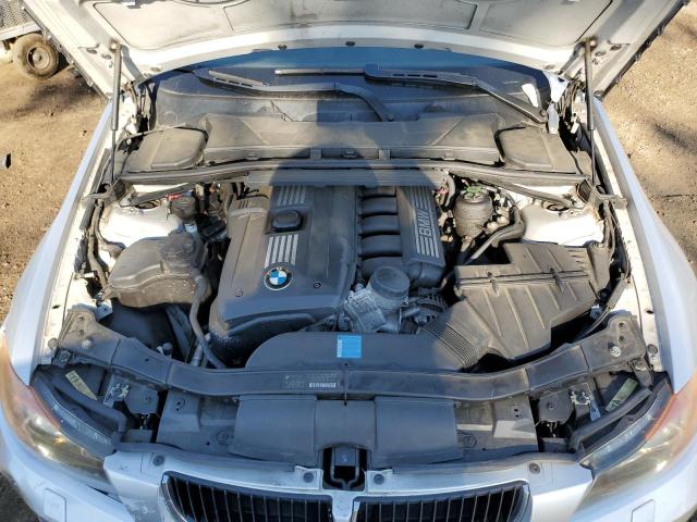 Photo 11 from auction – 2007 BMW 328 XI with VIN WBAVC93517KZ71755