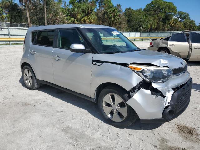 Foto 4 de la subasta – 2016 KIA SOUL con VIN KNDJN2A25G7875366