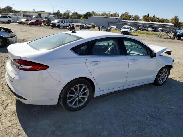 Photo 3 from auction – 2017 FORD FUSION SE with VIN 3FA6P0H78HR215988