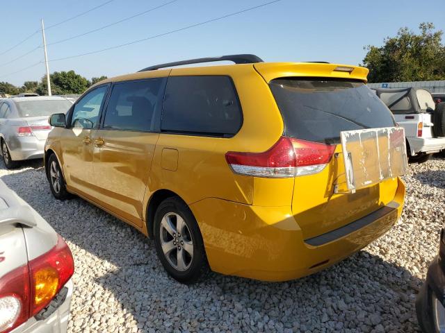 Photo 2 from auction – 2013 TOYOTA SIENNA LE with VIN 5TDKK3DC5DS335220
