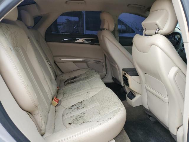 Photo 10 from auction – 2016 LINCOLN MKZ with VIN 3LN6L2G92GR625572