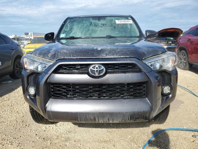Photo 5 from auction – 2018 TOYOTA 4RUNNER SR with VIN JTEZU5JR3J5180340