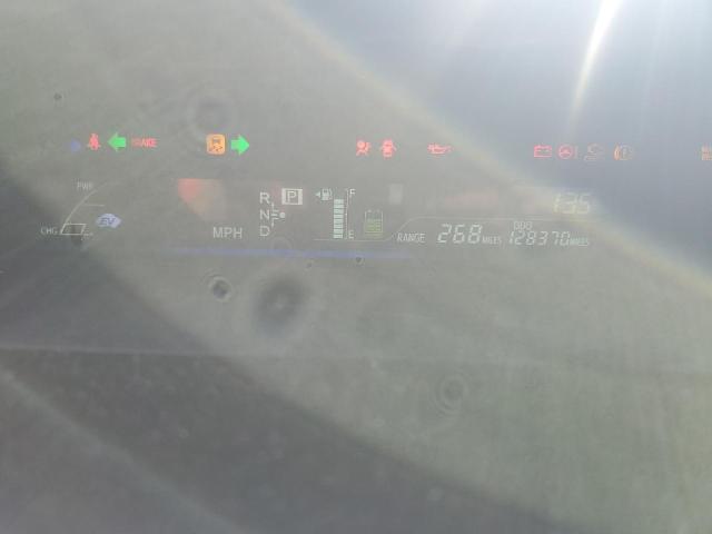 Photo 9 from auction – 2013 TOYOTA PRIUS V with VIN JTDZN3EU5D3205579