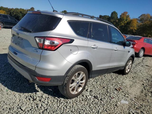 Photo 3 from auction – 2017 FORD ESCAPE SE with VIN 1FMCU9GD2HUD84197