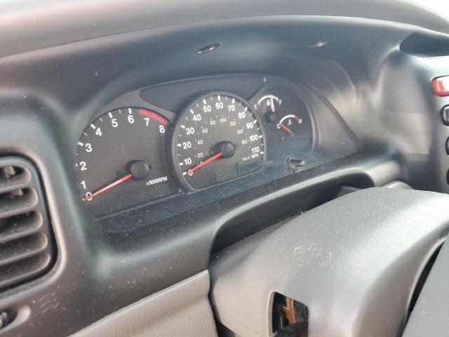 Photo 9 from auction – 2002 CHEVROLET TRACKER with VIN 2CNBJ18C326943340