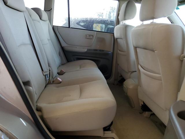 Photo 11 from auction – 2004 TOYOTA HIGHLANDER with VIN JTEGD21A940075612