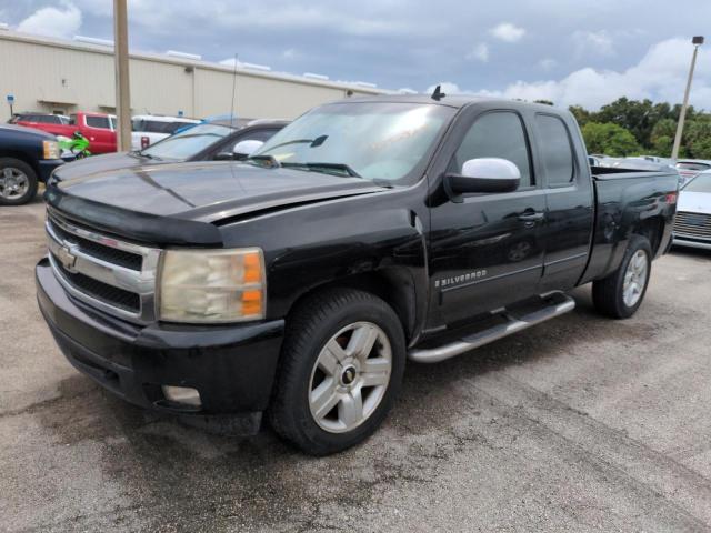 CHEVROLET SILVERADO 2007 with VIN 1GCEK19077Z521490 - Photo from auction