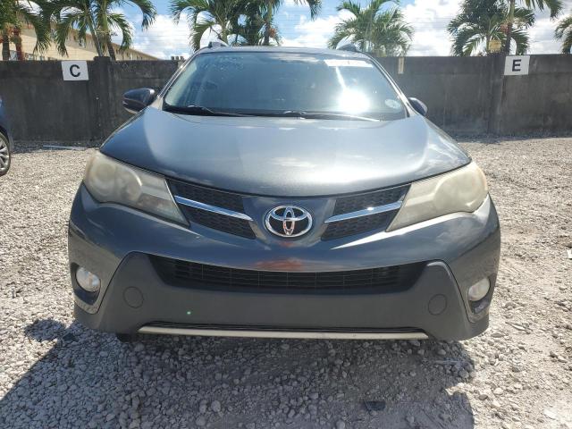 Photo 5 from auction – 2015 TOYOTA RAV4 XLE with VIN JTMWFREV3FD069560