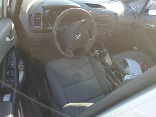 Photo 8 from auction – 2017 KIA FORTE LX with VIN 3KPFK4A74HE038308