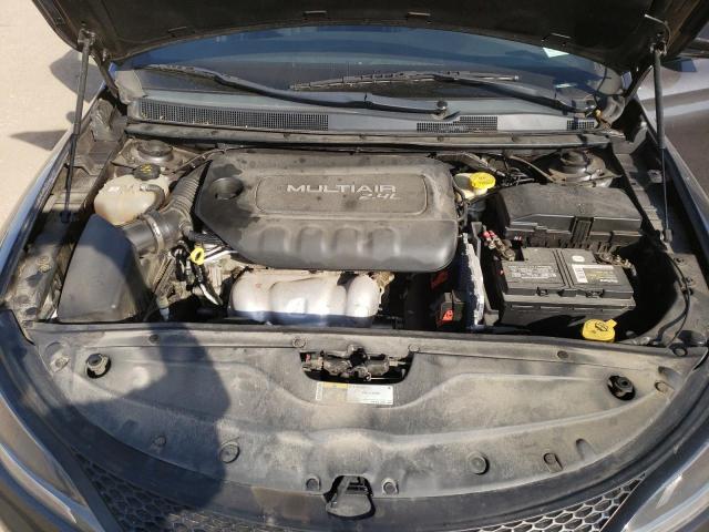 Photo 11 from auction – 2015 CHRYSLER 200 S with VIN 1C3CCCBB7FN566032