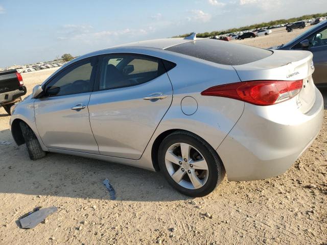 Photo 2 from auction – 2012 HYUNDAI ELANTRA GL with VIN 5NPDH4AE0CH101252