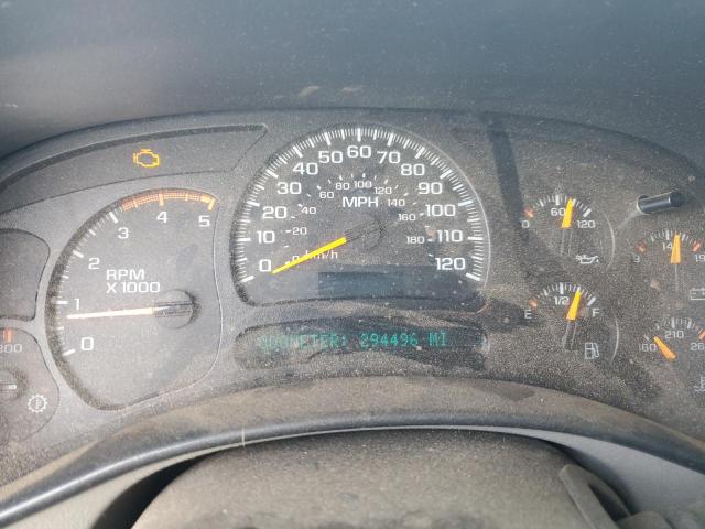 Photo 9 from auction – 2005 CHEVROLET SILVERADO with VIN 1GCHK23265F869390
