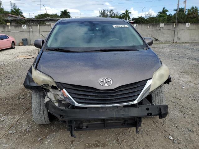 Photo 5 from auction – 2014 TOYOTA SIENNA LE with VIN 5TDKK3DC0ES494552