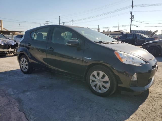 Photo 4 from auction – 2014 TOYOTA PRIUS C with VIN JTDKDTB30E1068399
