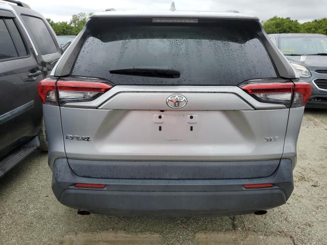 Photo 6 from auction – 2020 TOYOTA RAV4 XLE with VIN 2T3W1RFVXLC075434
