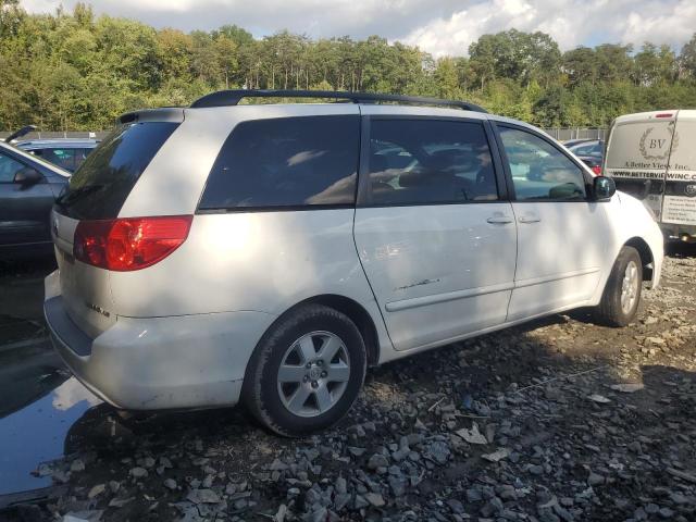 Photo 3 from auction – 2010 TOYOTA SIENNA CE with VIN 5TDKK4CC1AS330552