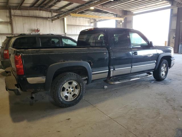 Фото 3 с аукциона – 2004 CHEVROLET SILVERADO с VIN 2GCEK19T541108630