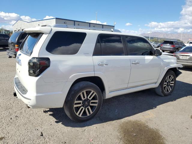 Photo 3 from auction – 2020 TOYOTA 4RUNNER SR with VIN JTEBU5JR0L5813283