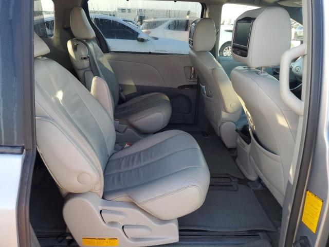 Photo 11 from auction – 2013 TOYOTA SIENNA XLE with VIN 5TDYK3DC2DS298699