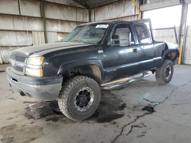 CHEVROLET SILVERADO 2004 with VIN 2GCEC19V841281881 - Photo from auction