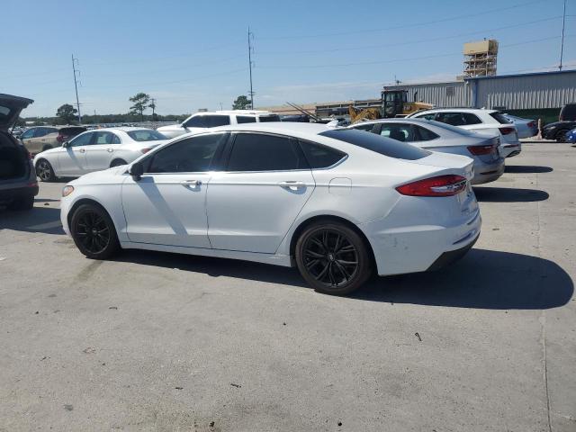 Photo 2 from auction – 2019 FORD FUSION SE with VIN 3FA6P0HD2KR261958