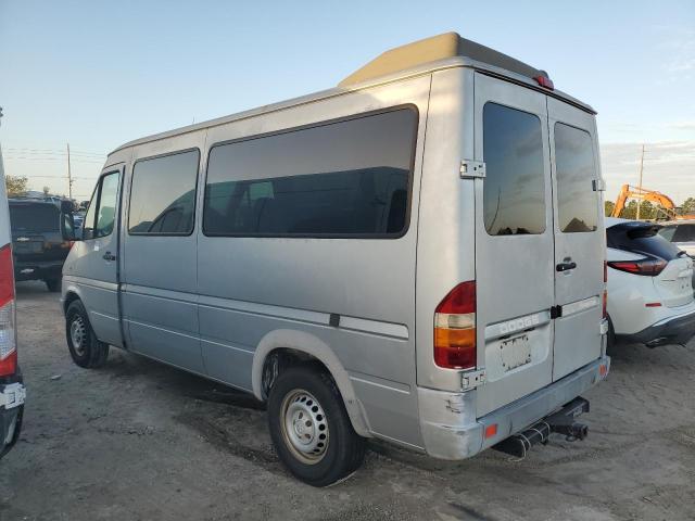 Photo 2 from auction – 2004 SPRINTER 2500 SPRIN with VIN WD5PD644545666221