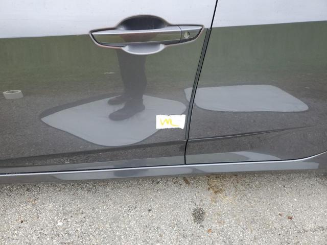 Photo 12 from auction – 2019 HONDA CIVIC LX with VIN 19XFC2F68KE030382