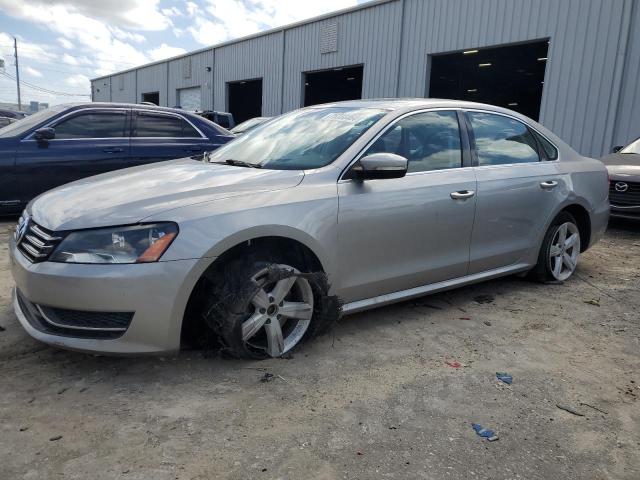 VOLKSWAGEN PASSAT SE 2013 with VIN 1VWBP7A33DC019746 - Photo from auction