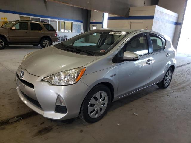 TOYOTA PRIUS C 2014 with VIN JTDKDTB32E1565762 - Photo from auction