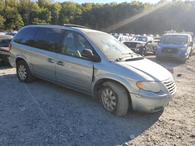 Photo 4 from auction – 2005 CHRYSLER TOWN & COU with VIN 2C4GP54L45R257834