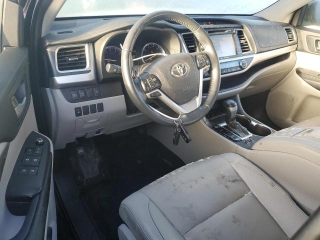 Photo 8 from auction – 2019 TOYOTA HIGHLANDER with VIN 5TDKZRFH1KS562280