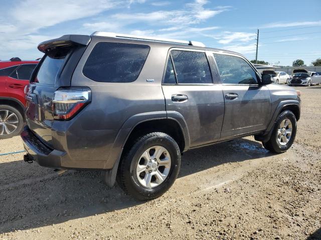 Photo 3 from auction – 2018 TOYOTA 4RUNNER SR with VIN JTEZU5JR3J5180340