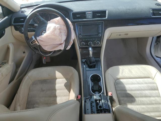 Photo 8 from auction – 2015 VOLKSWAGEN PASSAT SEL with VIN 1VWCT7A38FC025867