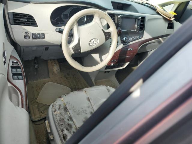 Photo 8 from auction – 2011 TOYOTA SIENNA XLE with VIN 5TDYK3DC1BS049792