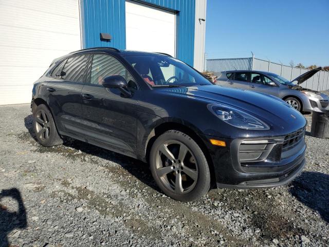 Photo 4 from auction – 2022 PORSCHE MACAN with VIN WP1AA2A52NLB06140