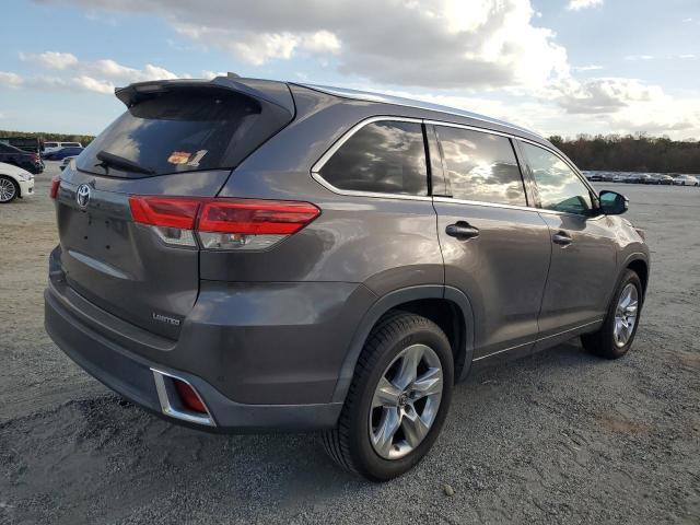 Photo 3 from auction – 2017 TOYOTA HIGHLANDER with VIN 5TDYZRFH7HS217502