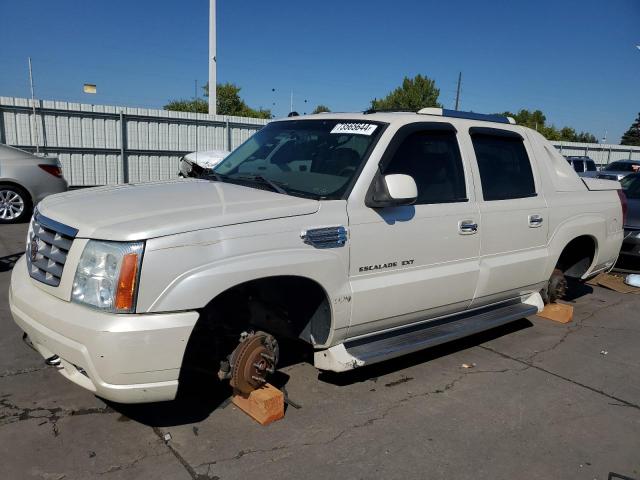 CADILLAC ESCALADE E 2004 with VIN 3GYEK62N24G277708 - Photo from auction