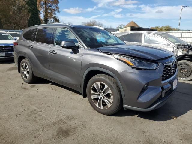 Photo 4 from auction – 2021 TOYOTA HIGHLANDER with VIN 5TDGZRBH9MS535259